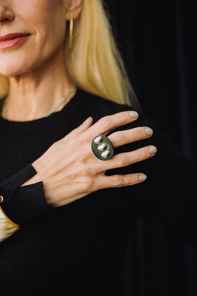 Anillo Tre Oval