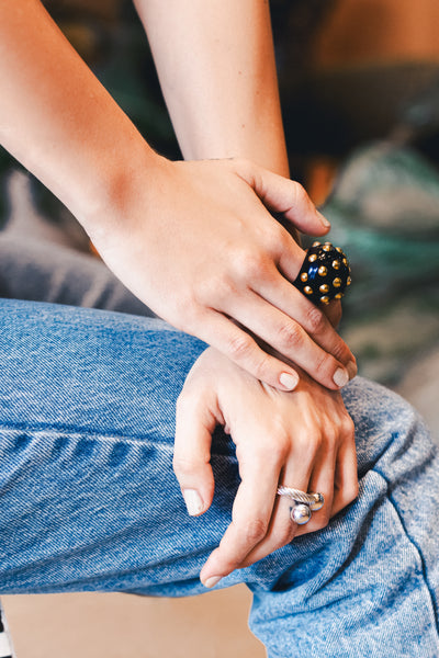 Anillo Tachas